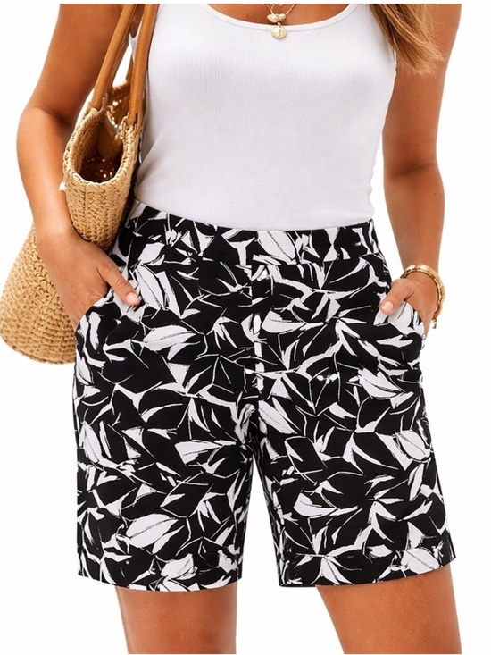 Mario Serrani Pants - Mario Serrani Women's Black and White Leaf-Print Shorts Size 12